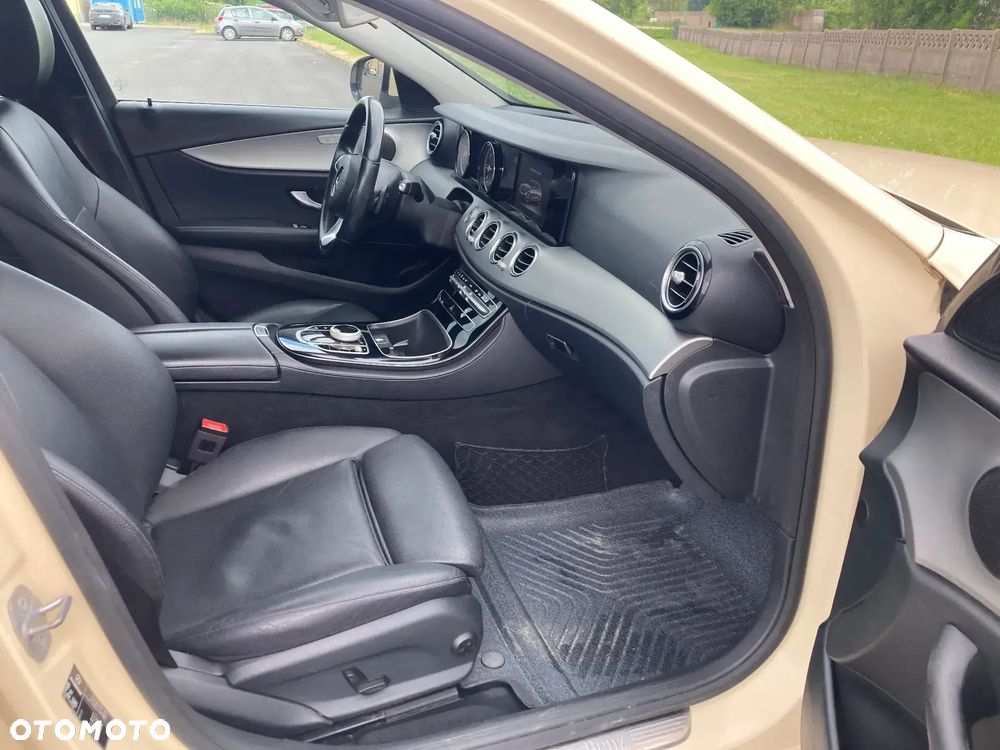 Mercedes-Benz Klasa E 200 d 9G-TRONIC Exclusive - 8