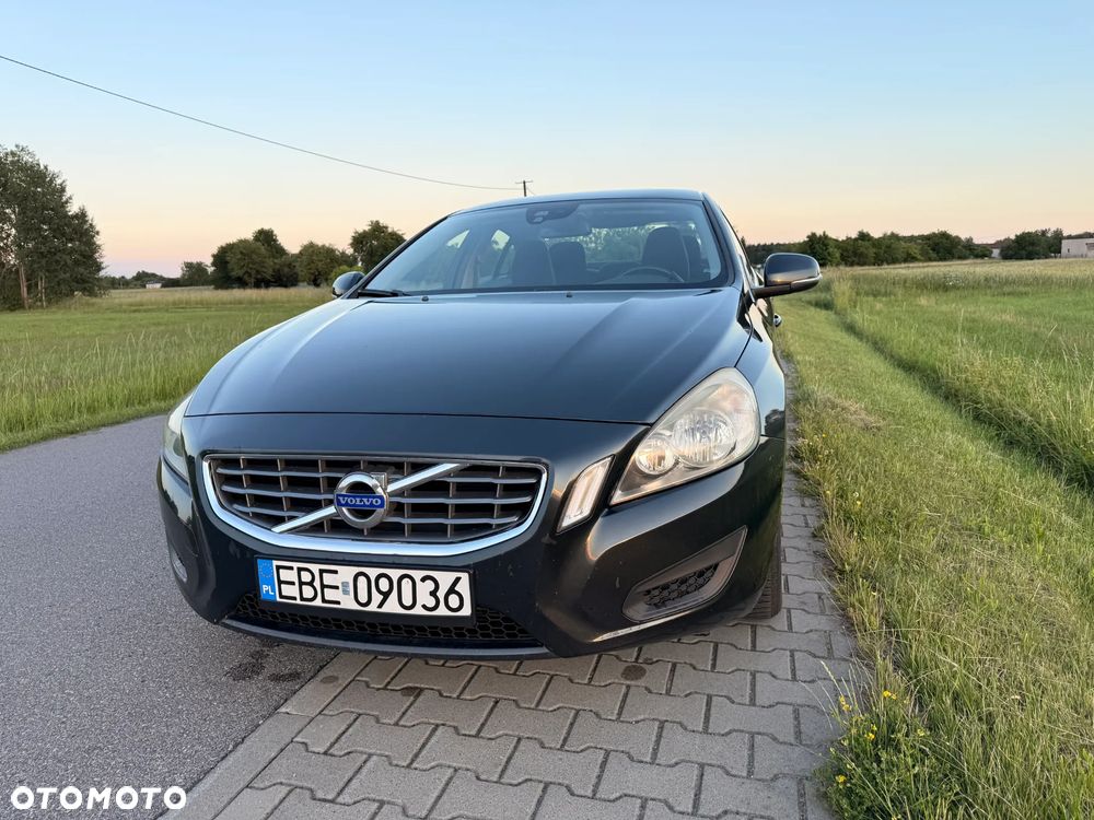 Volvo S60 D3 Kinetic - 4