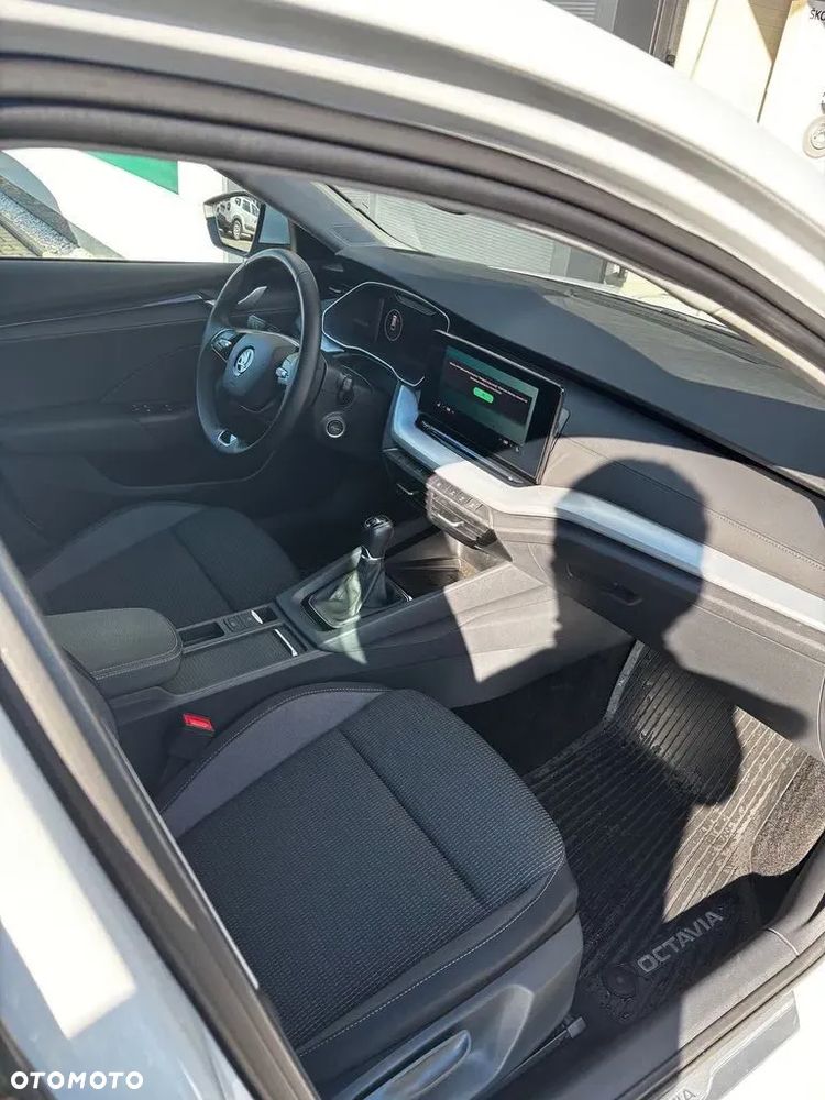 Skoda Octavia 1.5 TSI Selection - 9
