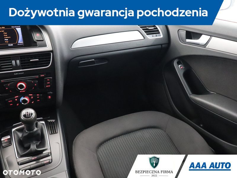 Audi A4 Avant - 10