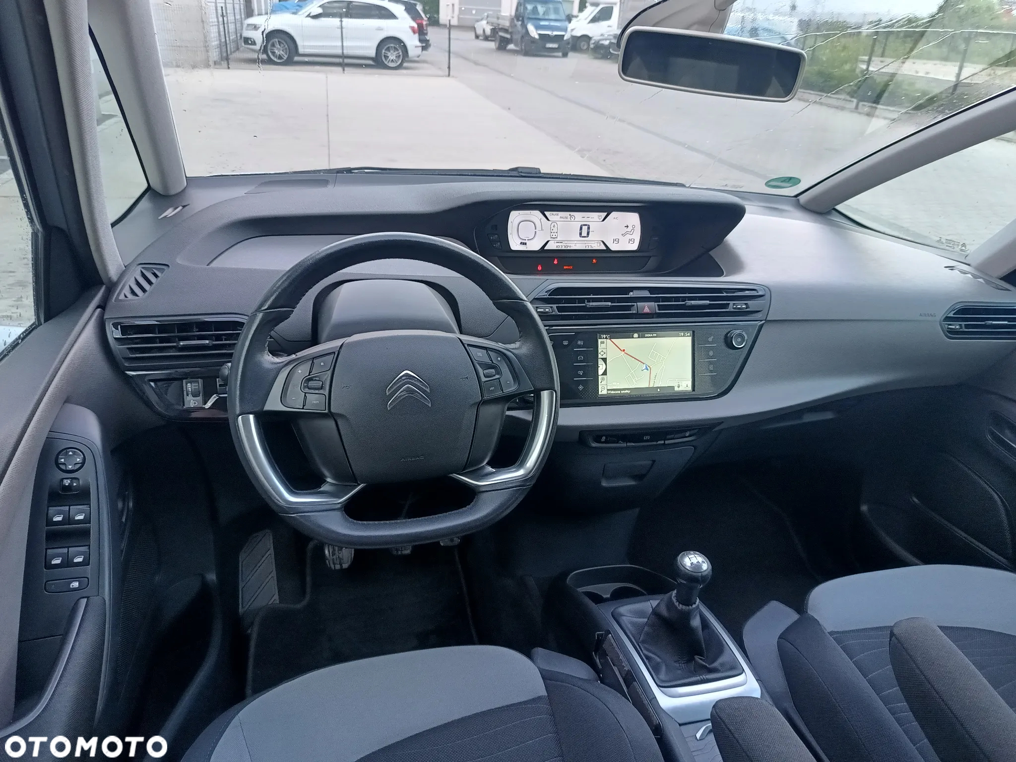 Citroën C4 Grand Picasso - 19