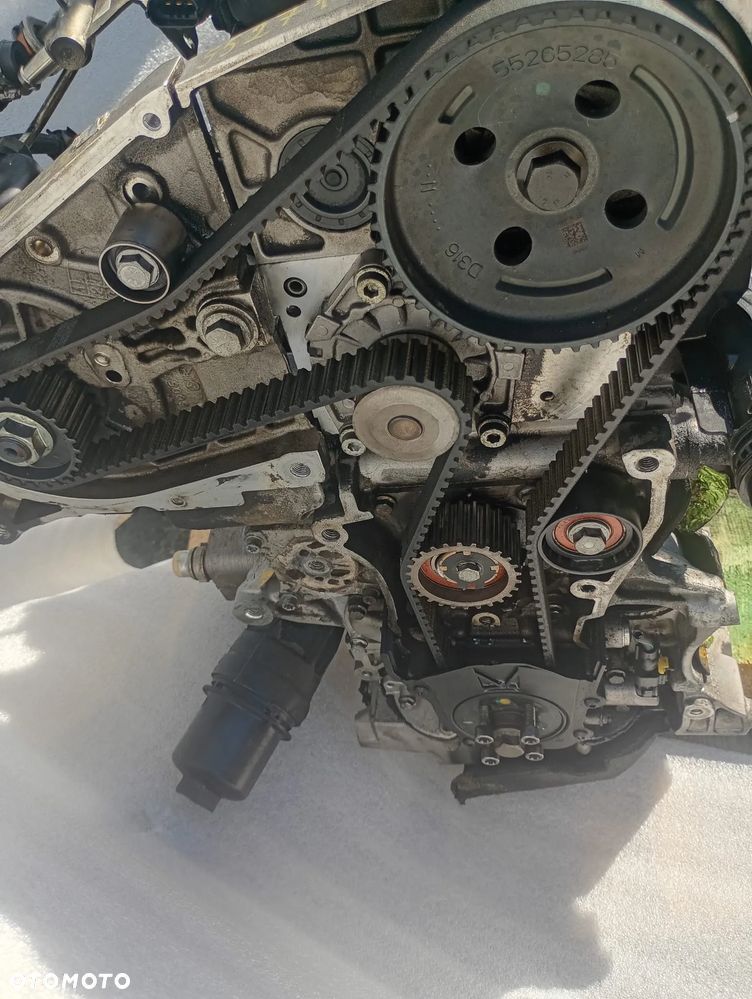 Silnik Alfa Romeo Stelvio 2,2 D Q4 55271838 S30138705 - 5