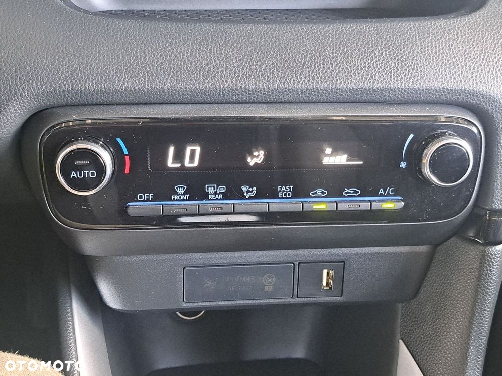 Toyota Yaris Hybrid 1.5 Comfort - 14