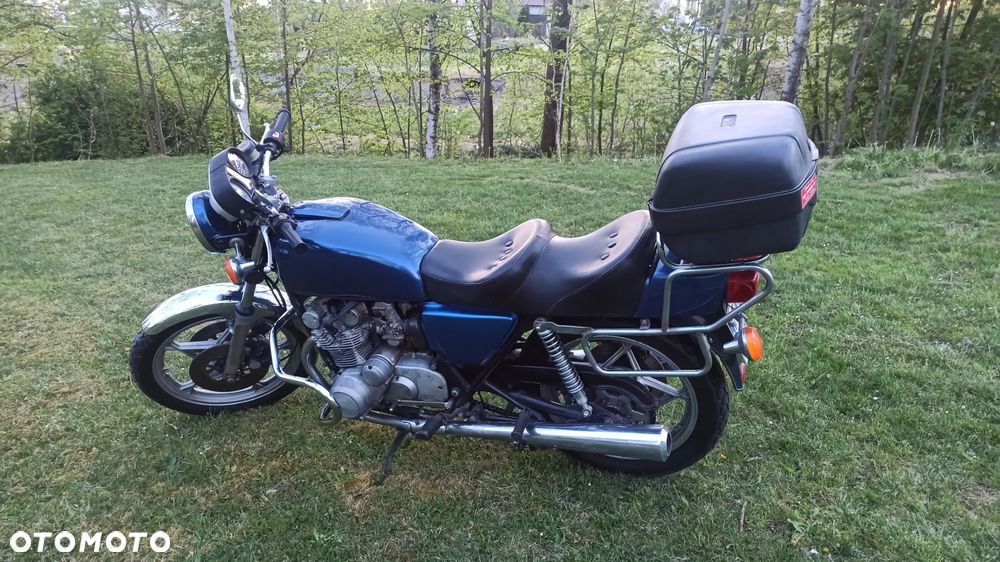 Suzuki GS - 3