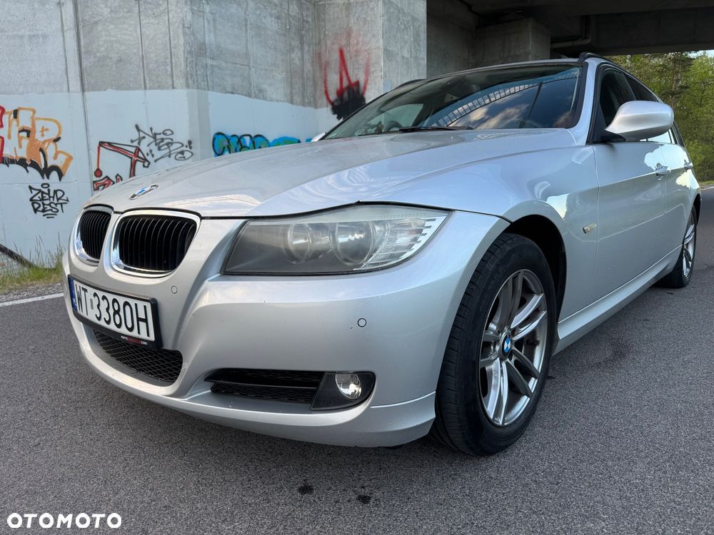 BMW Seria 3 320d DPF Edition Exclusive - 9