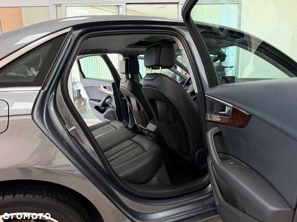 Audi A4 Limousine 2.0 TFSI Quattro Design S tronic - 33