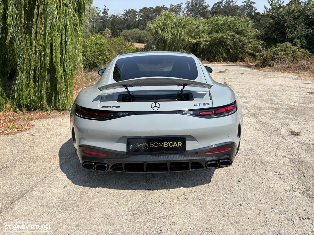 Mercedes-Benz AMG GT 63 4MATIC+ 2D Speedshift MCT 9G - 39