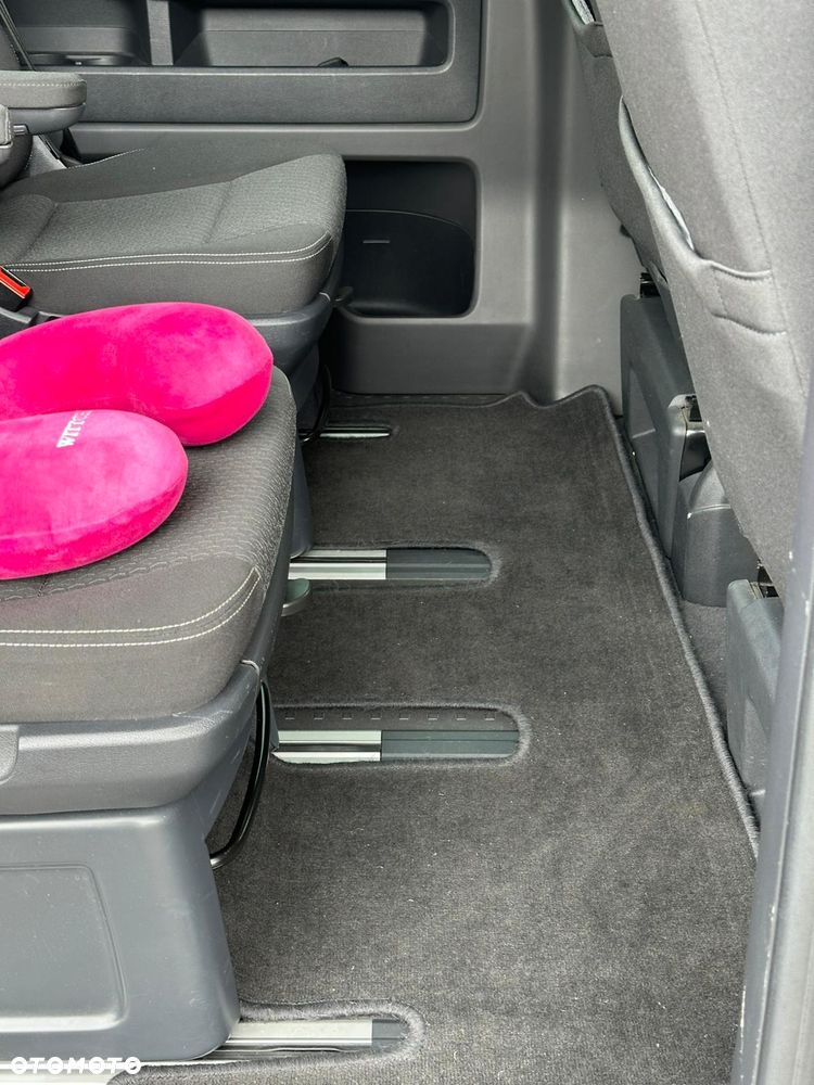 Volkswagen Multivan 2.0 TDI L2 Comfortline DSG - 21