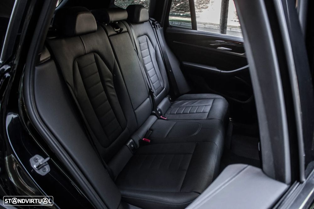BMW X3 30 e xDrive Line Luxury - 36