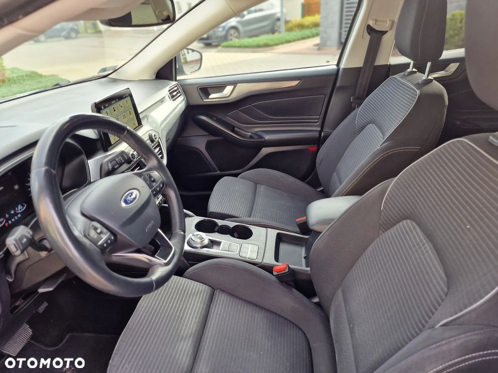 Ford Focus 1.5 EcoBoost Titanium - 9