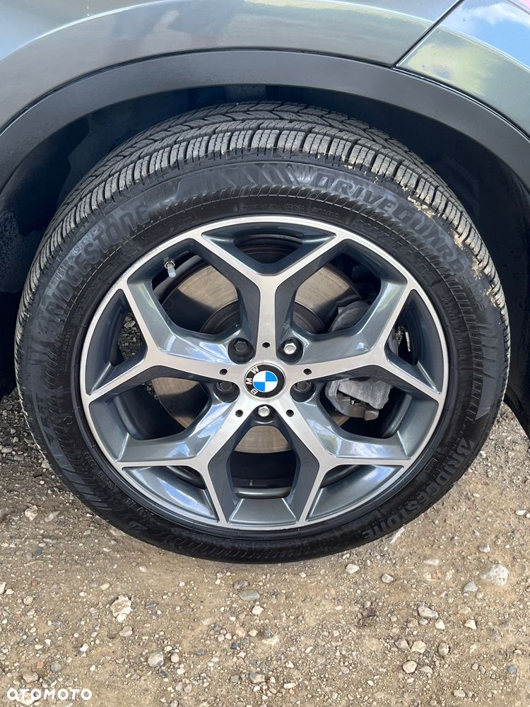BMW X1 xDrive25i Sport Line - 27
