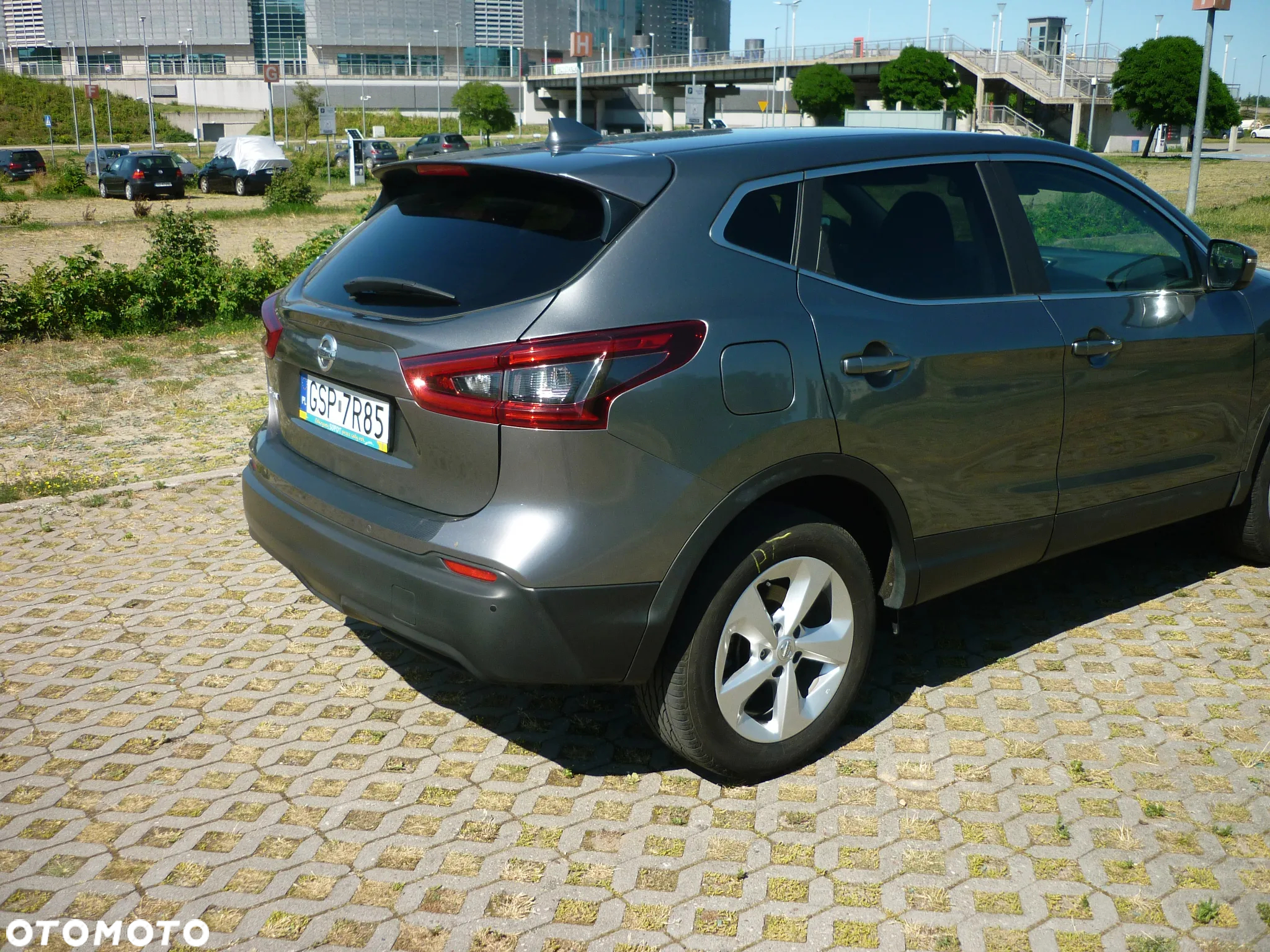 Nissan Qashqai 1.2 DIG-T N-Connecta - 6