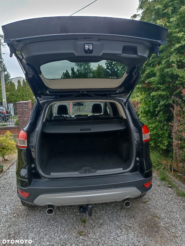 Ford Kuga 2.0 TDCi 2x4 Titanium - 9