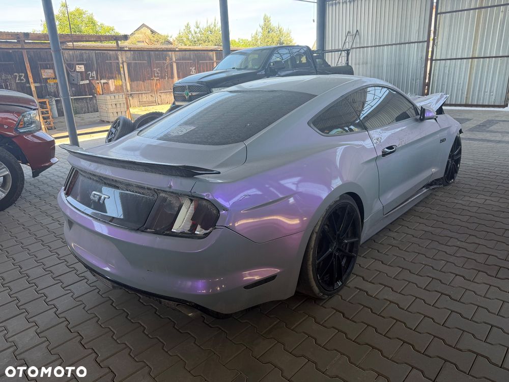 Ford Mustang 5.0 Ti-VCT V8 GT - 6
