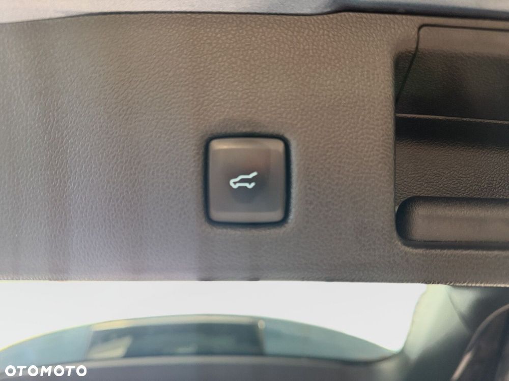 Ford Kuga - 16