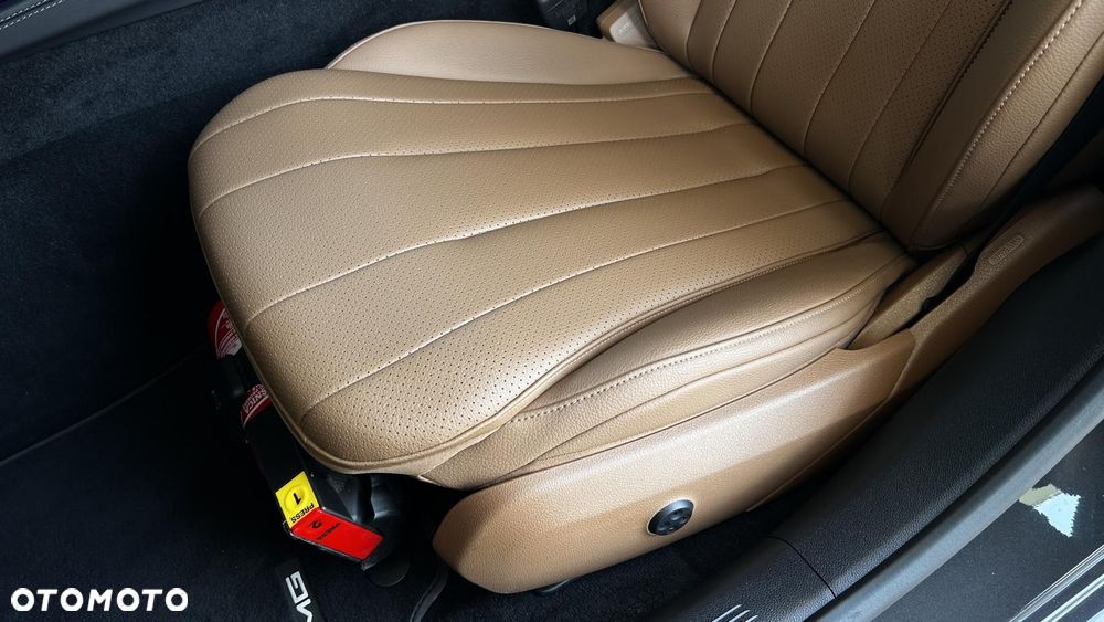 Mercedes-Benz Klasa E 220 d mHEV 4-Matic AMG 9G-Tronic - 13