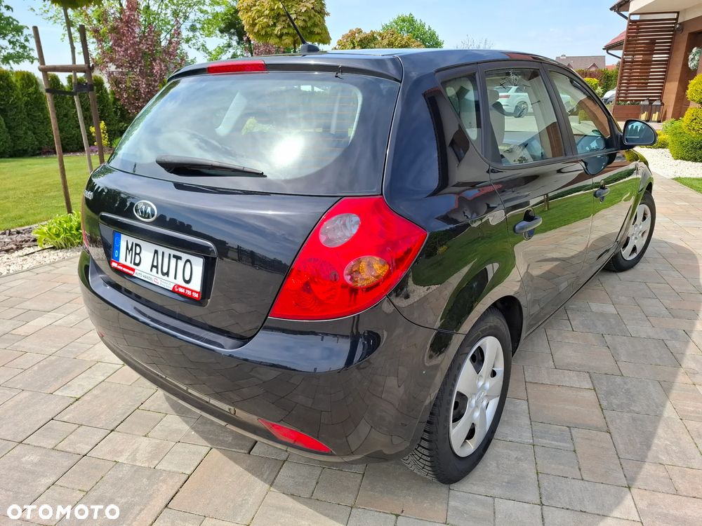 Kia Ceed 1.4 CVVT LX - 18