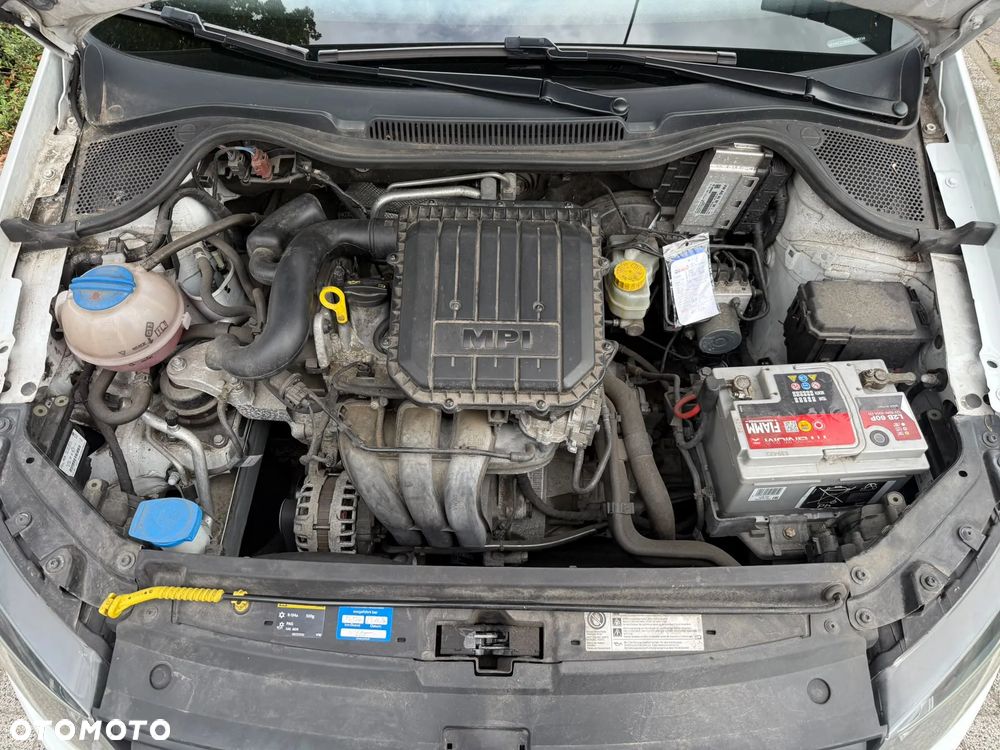 Volkswagen Polo - 22