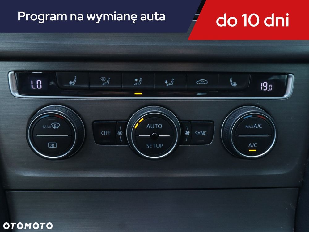 Volkswagen Golf Variant - 18