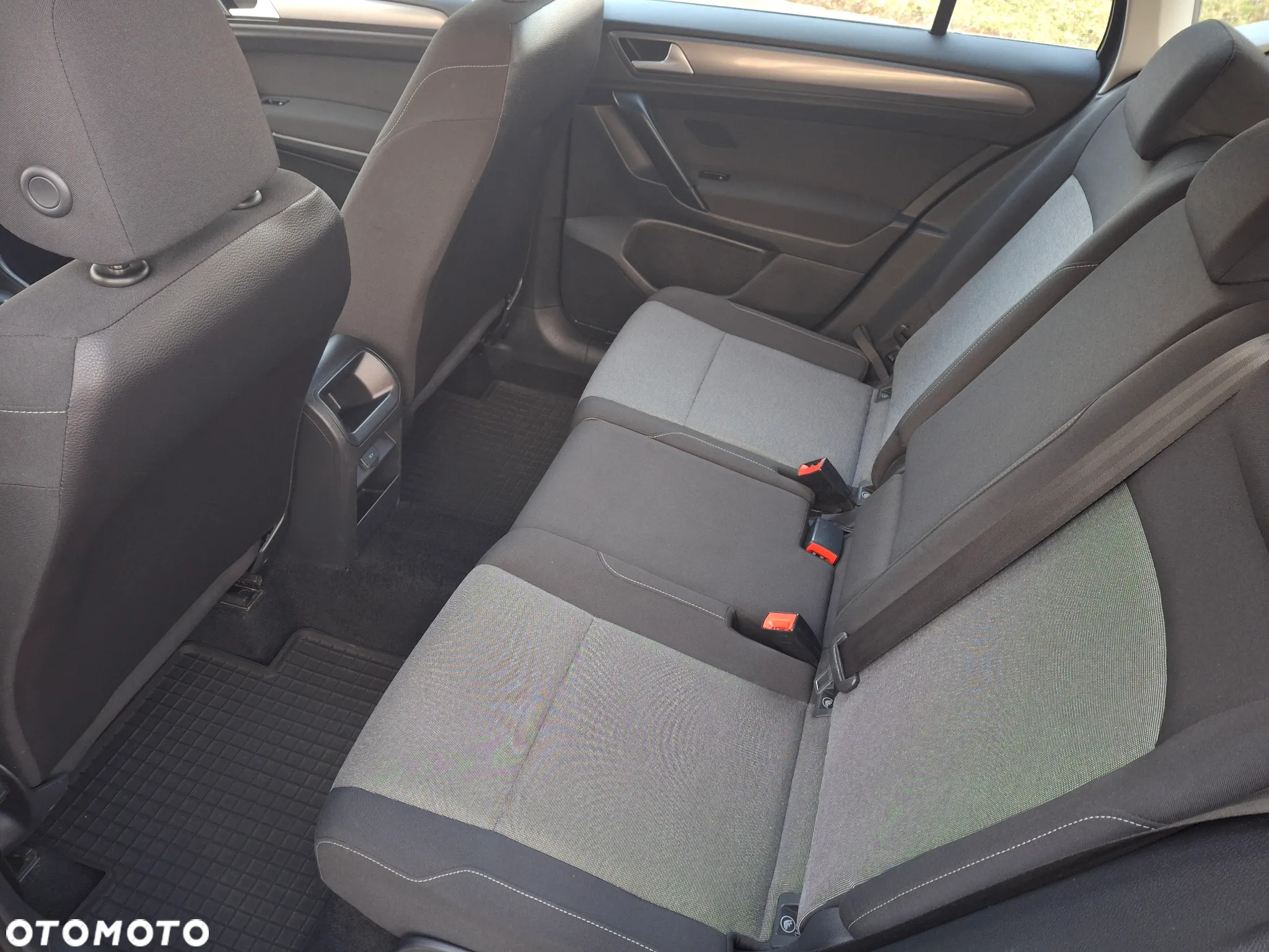 Volkswagen Golf Sportsvan VII SV 1.2 TSI BMT Trendline - 11
