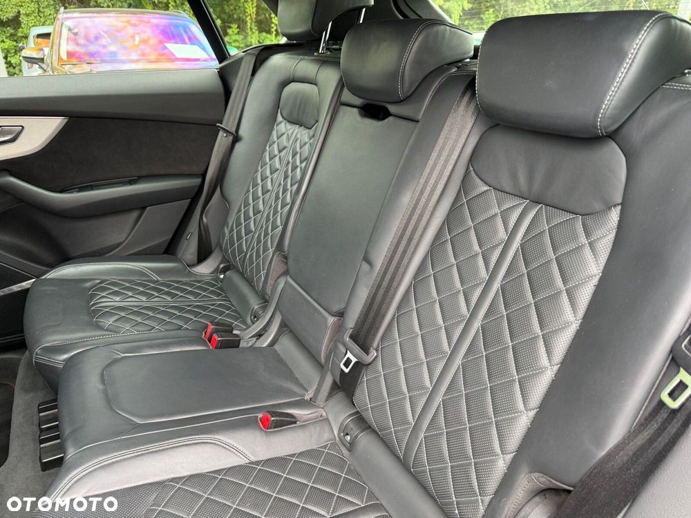 Audi Q8 - 27