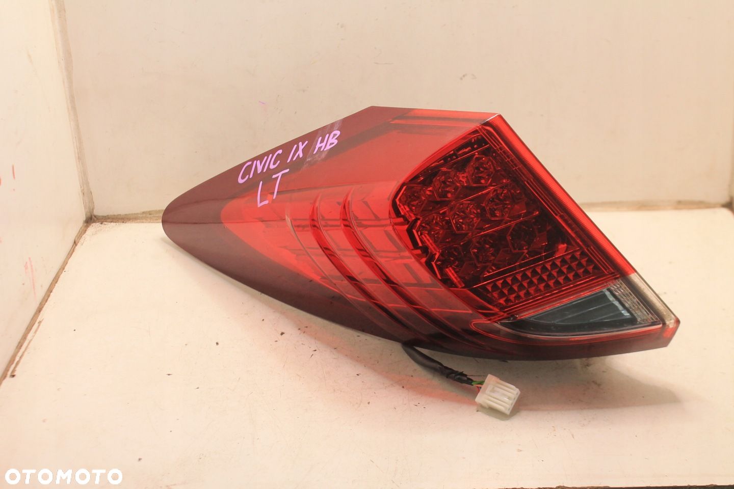 LAMPA LEWY TYŁ LEWA TYLNA 3355ATV0E100 HONDA CIVIC IX HB 11-16 - 1