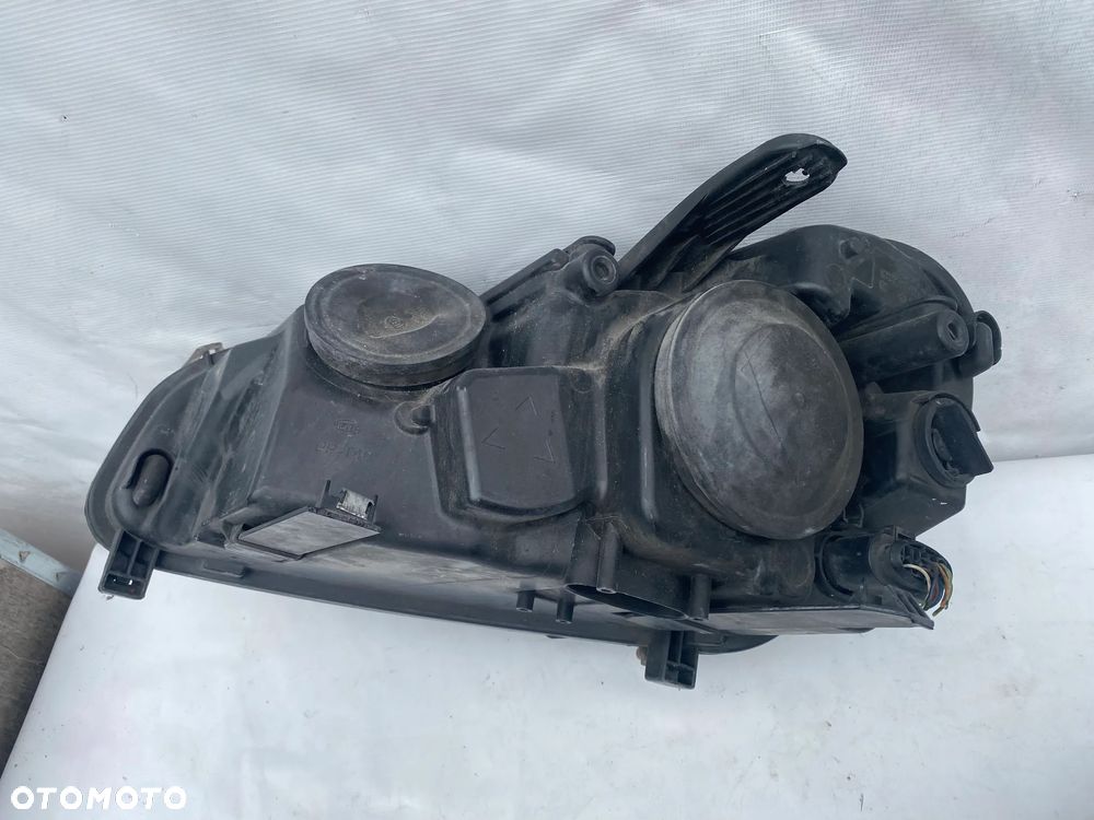 lampy ford c max I lift komplet eu całe - 6