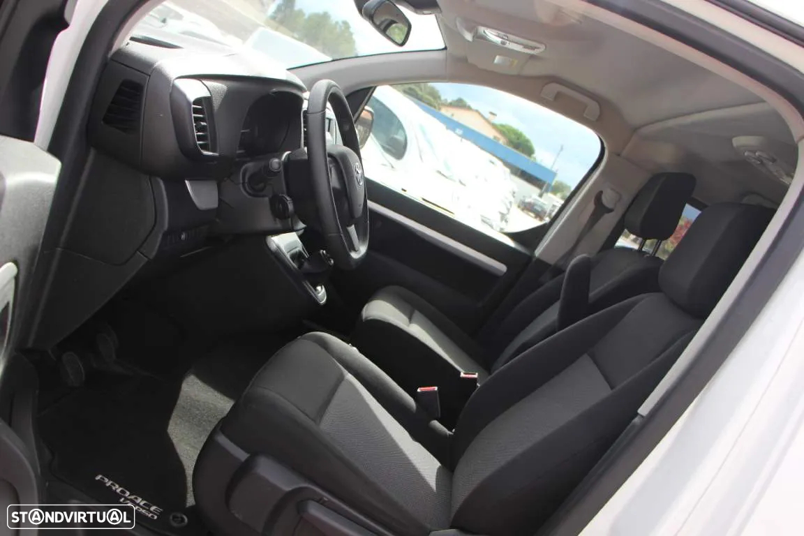 Toyota Proace Verso 1.5 D-4D L2 1.2T Comfort 9L PDL - 25