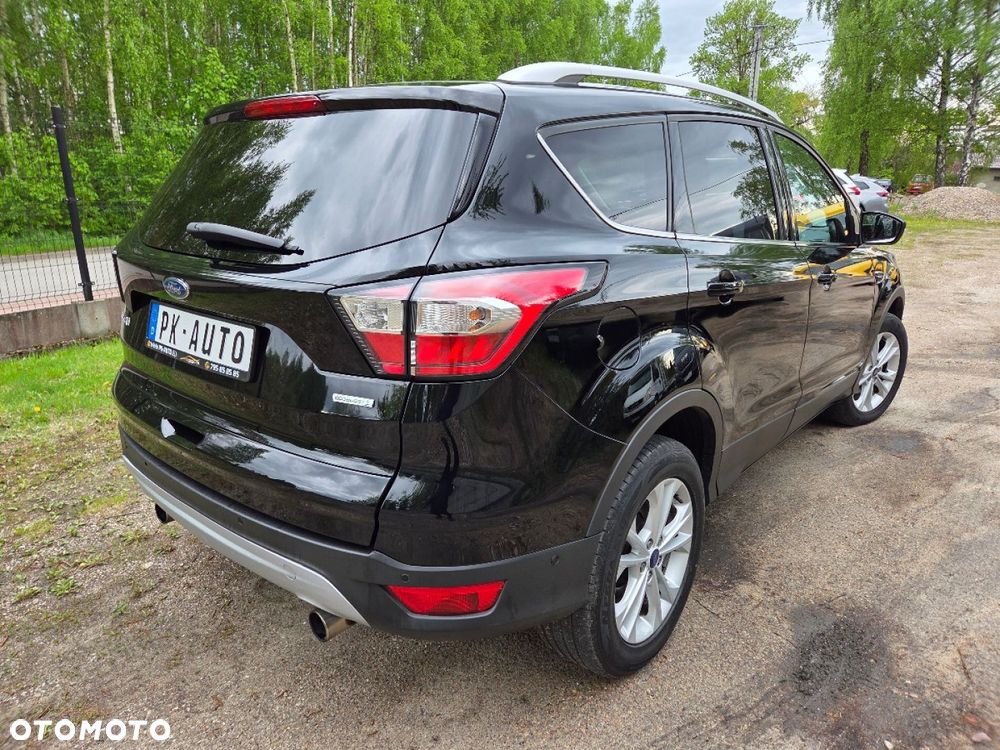 Ford Kuga 1.5 EcoBoost 2x4 Titanium - 29