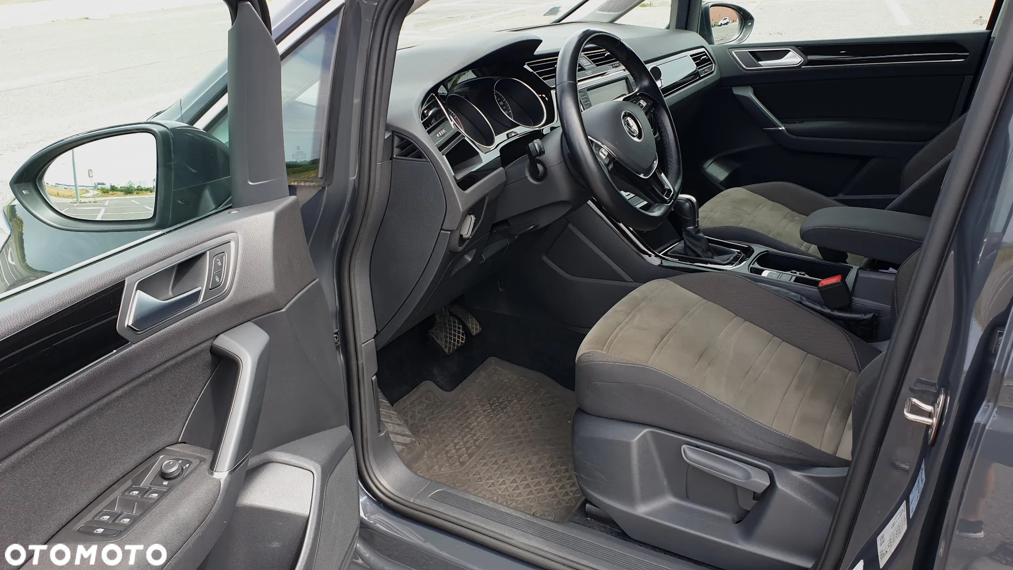 Volkswagen Touran 1.4 TSI BMT Highline DSG - 10