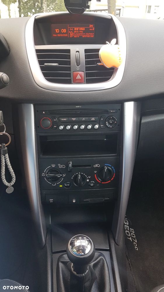 Peugeot 207 120 Sport - 11