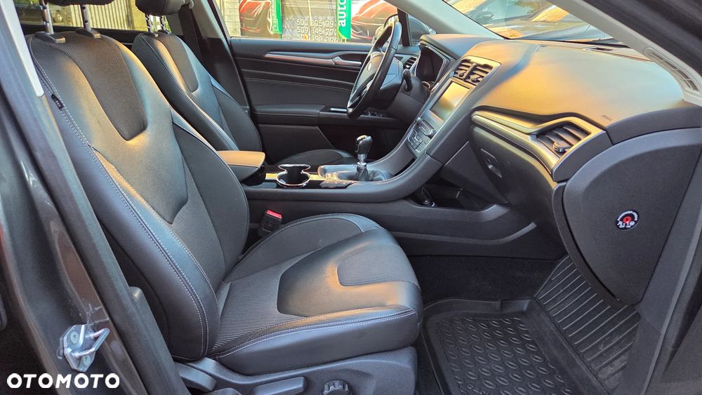 Ford Mondeo 2.0 TDCi STart-Stopp Titanium - 34