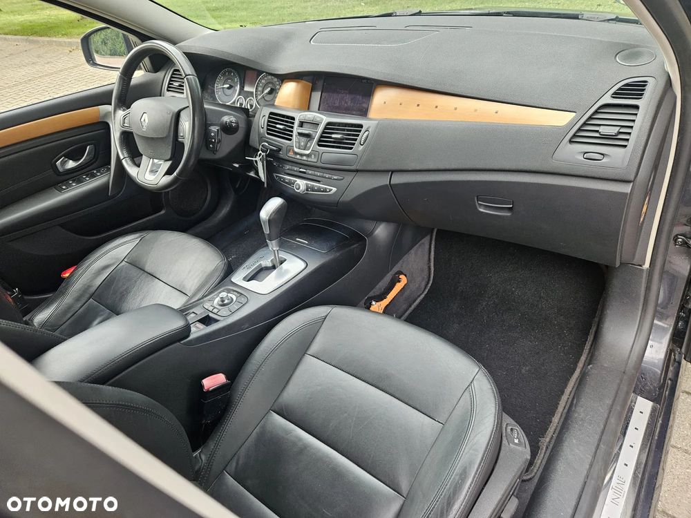 Renault Laguna ver-1-4-turbo-ecoflex-start-stop-edition - 11