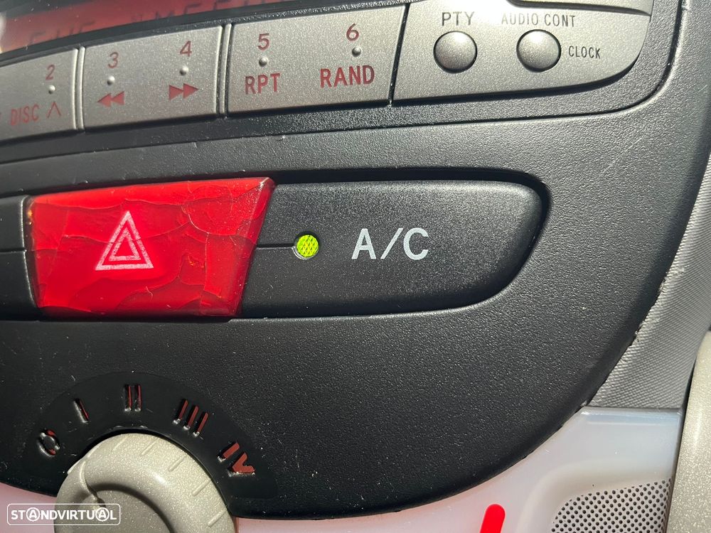 Peugeot 107 1.0 Trendy E4 - 20