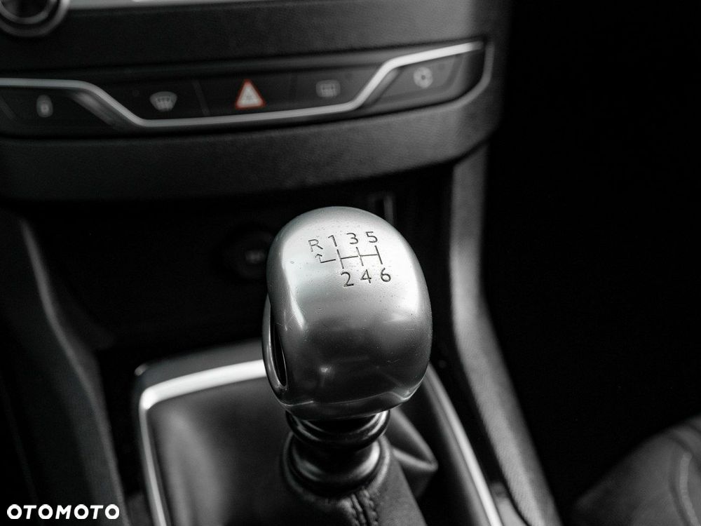 Peugeot 308 1.6 BlueHDi Allure S&S - 17