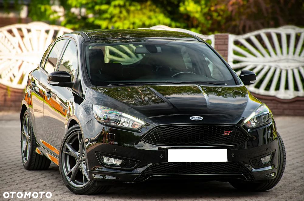 Ford Focus 1.5 EcoBlue Start-Stopp-System ST-LINE STYLE - 1