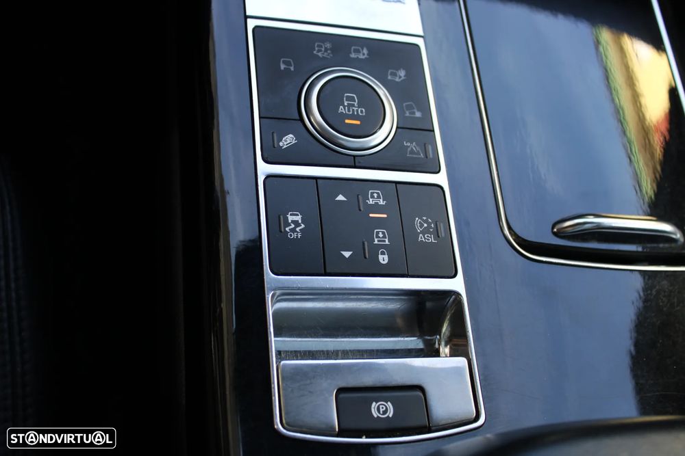 Land Rover Range Rover 4.4 SDV8 Autobiography - 47