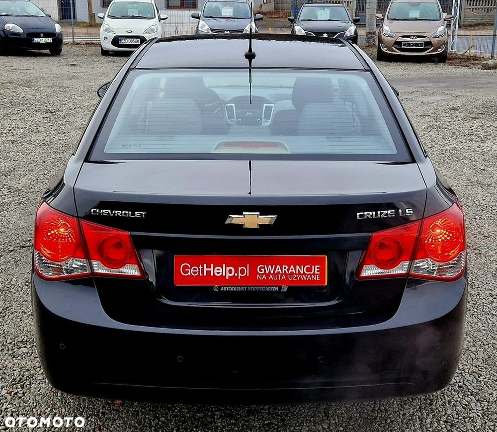 Chevrolet Cruze - 12