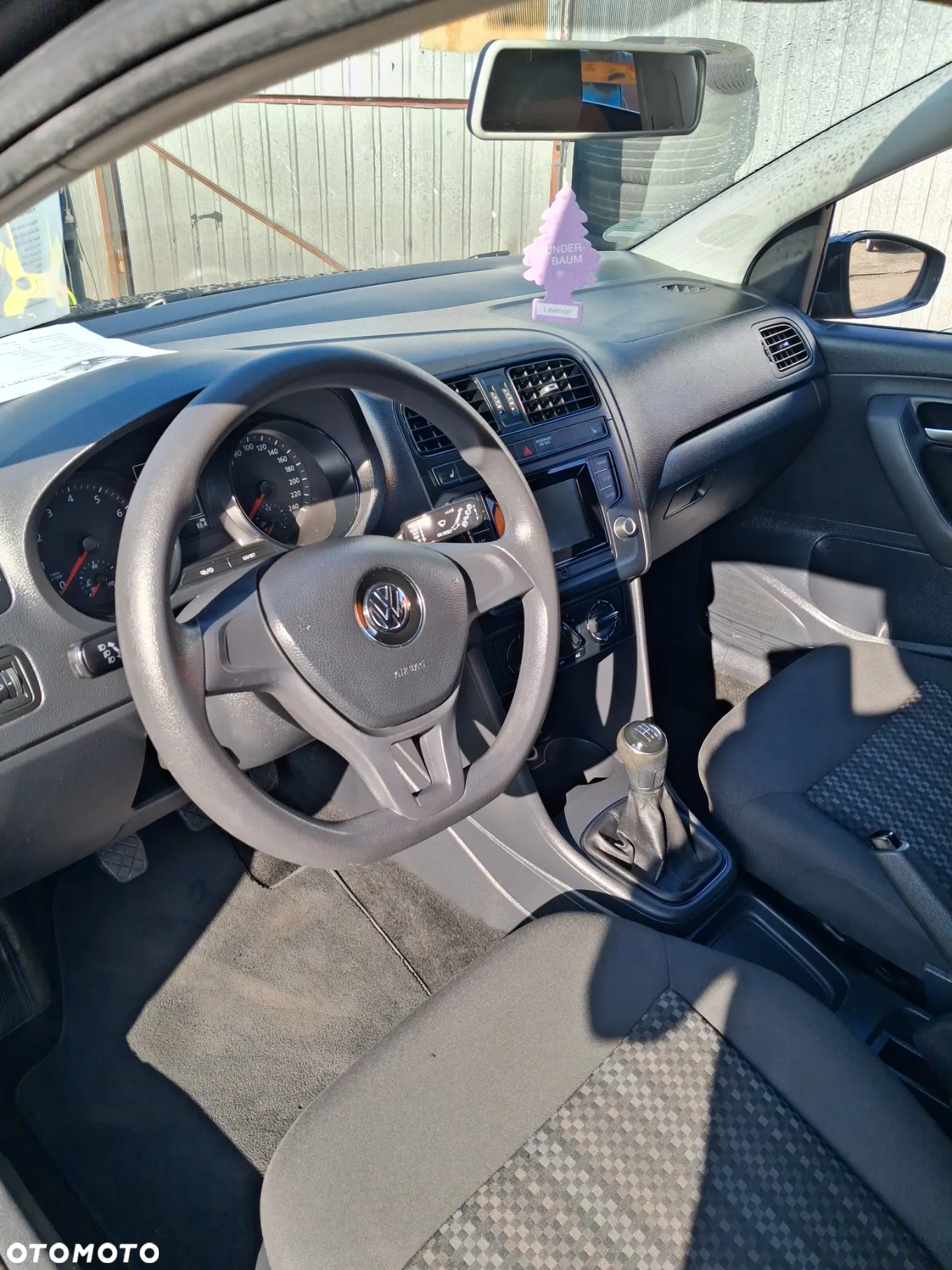 Volkswagen Polo - 12