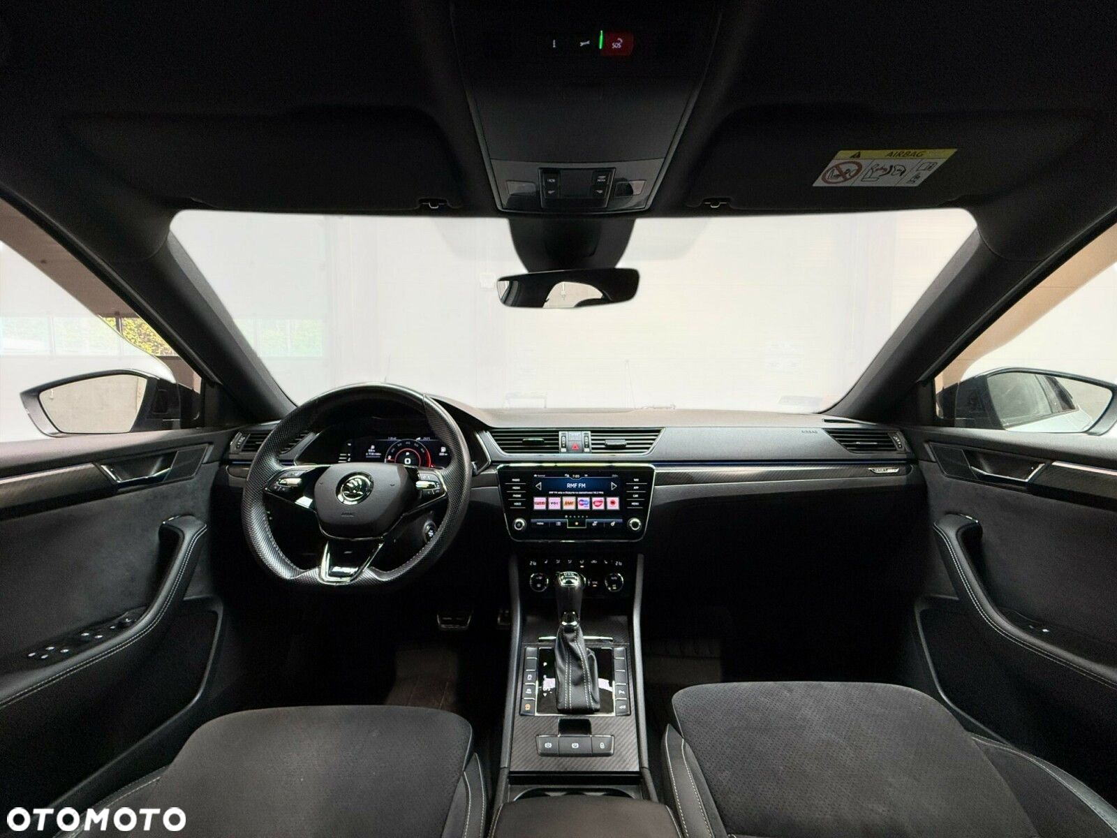 Skoda Superb 2.0 TSI Sportline DSG - 25