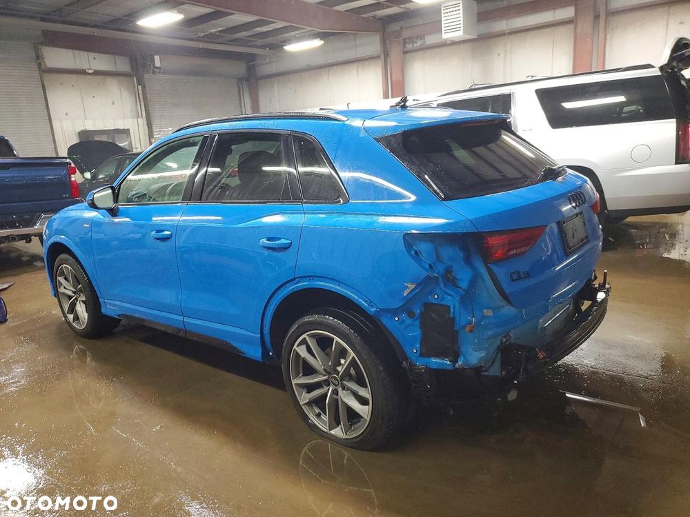 Audi Q3 45 TFSI Quattro S tronic S line - 2