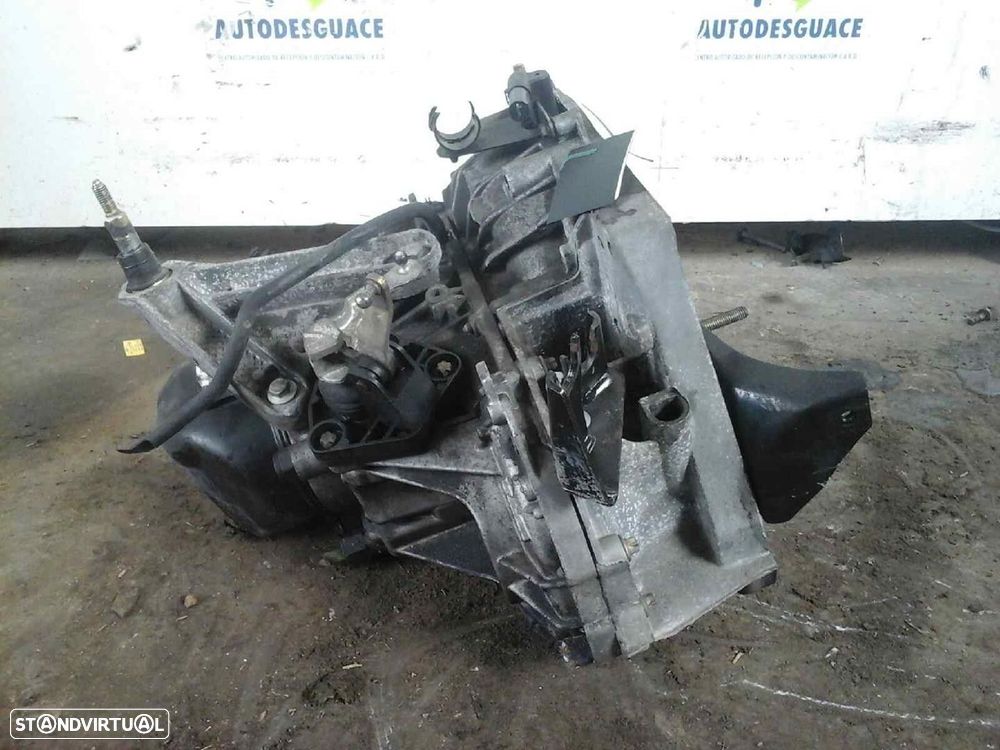 CAIXA VELOCIDADES NISSAN MICRA III 2005 - 1