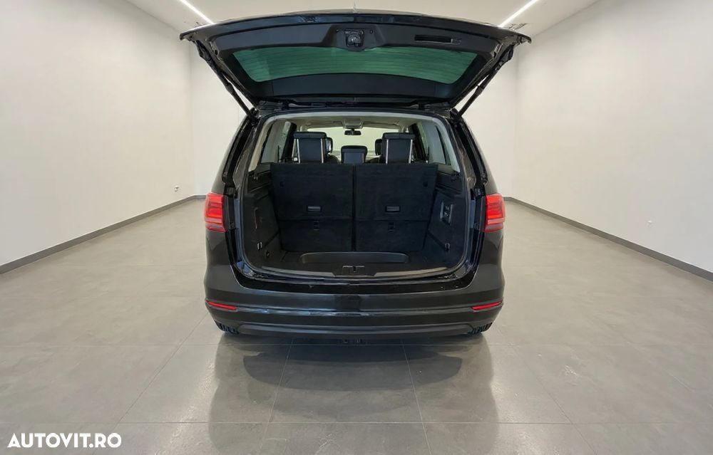 Volkswagen Sharan 2.0 TDI DSG (BlueMotion Technology) Comfortline - 4