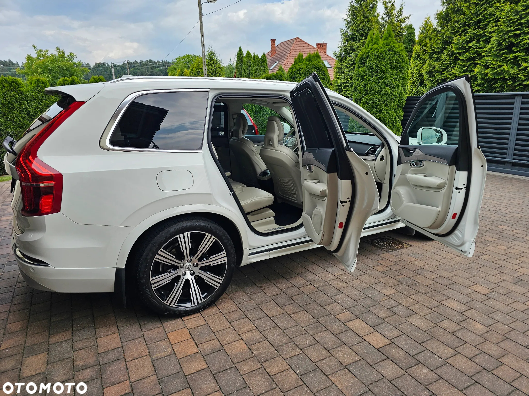 Volvo XC 90 - 11
