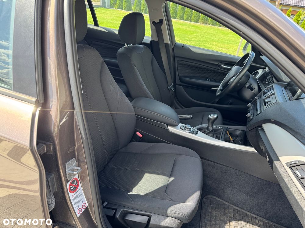 BMW Seria 1 116d - 27