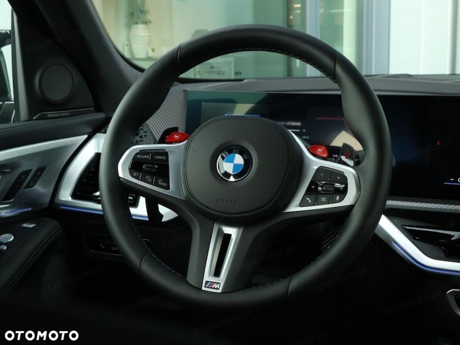 BMW XM - 12