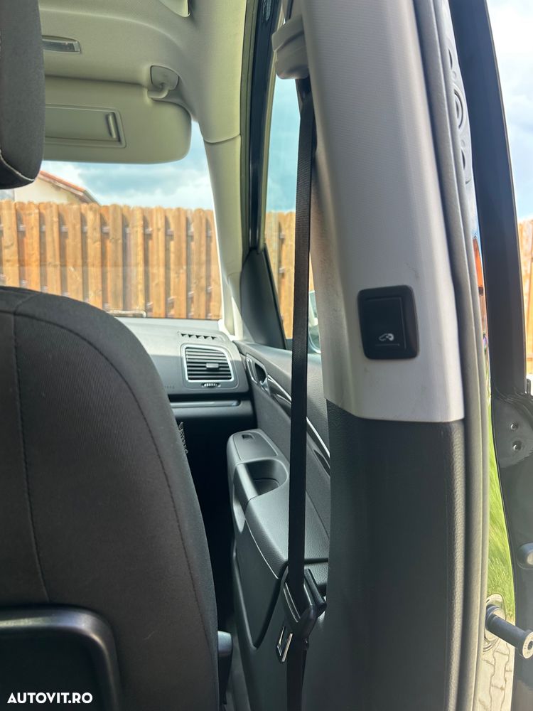 Volkswagen Sharan - 12