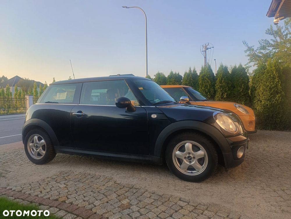 MINI ONE Standard - 4