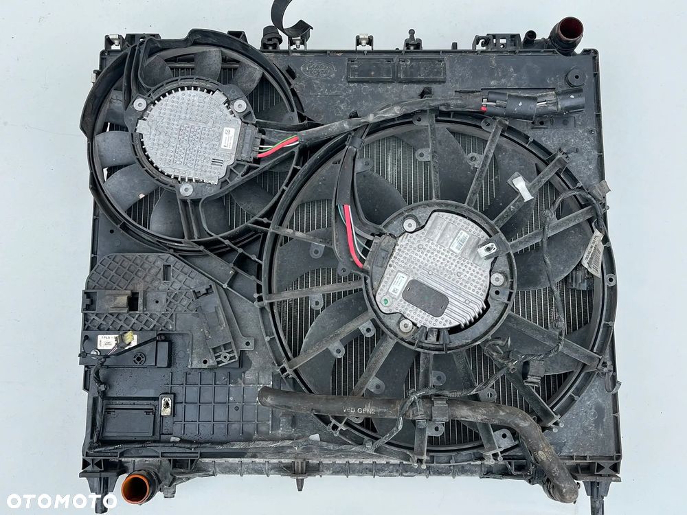 Chłodnica chłodnice komplet z wentylatorem Range Rover Sport L494 3.0 D - 1