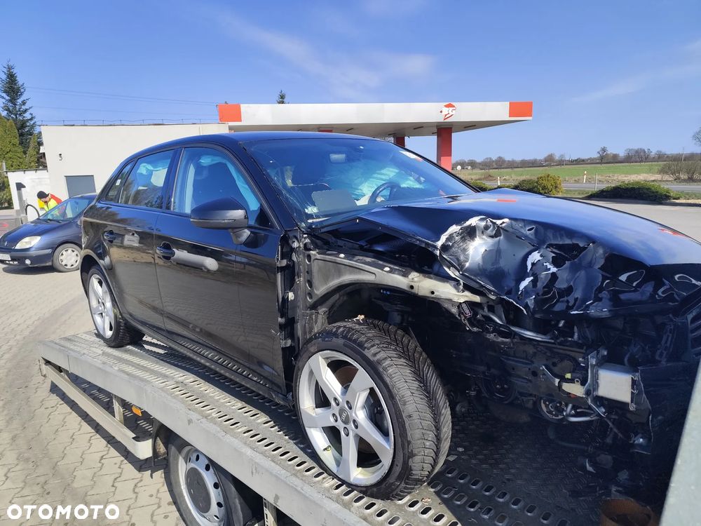 Audi A3 Sportback 2.0 TDI S tronic sport - 12